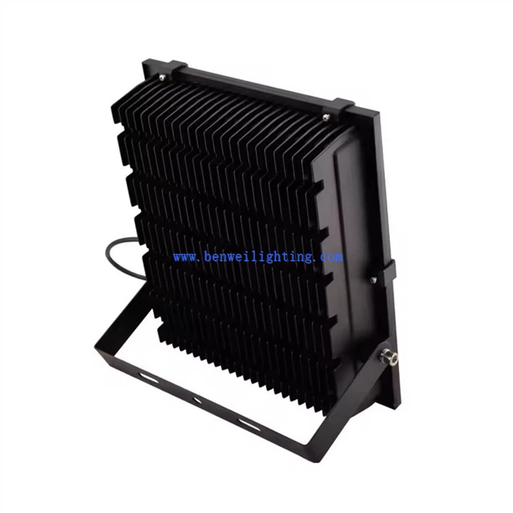 Parking Lot LED Flood Light (2)